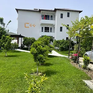  Hotel C Plus Albanië